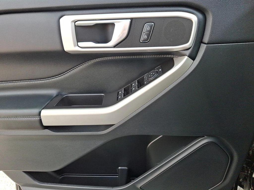 used 2022 Ford Explorer car