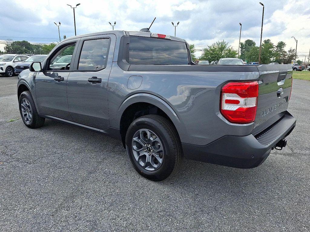 new 2025 Ford Maverick car, priced at $32,005