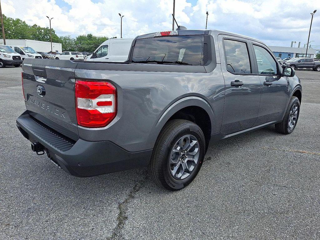 new 2025 Ford Maverick car, priced at $32,005