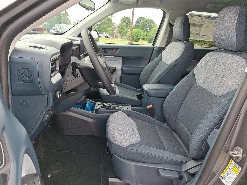 new 2025 Ford Maverick car, priced at $32,005