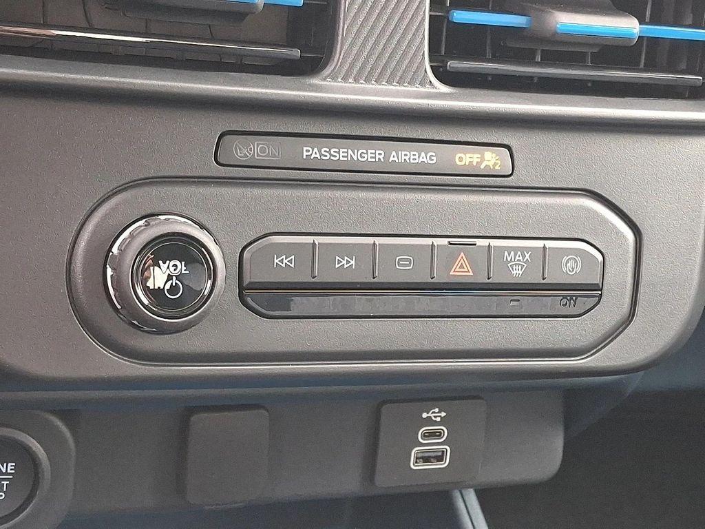 new 2025 Ford Maverick car, priced at $32,005