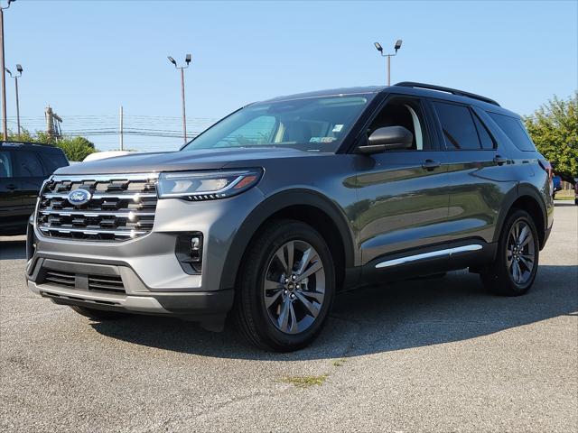 new 2025 Ford Explorer car, priced at $47,925