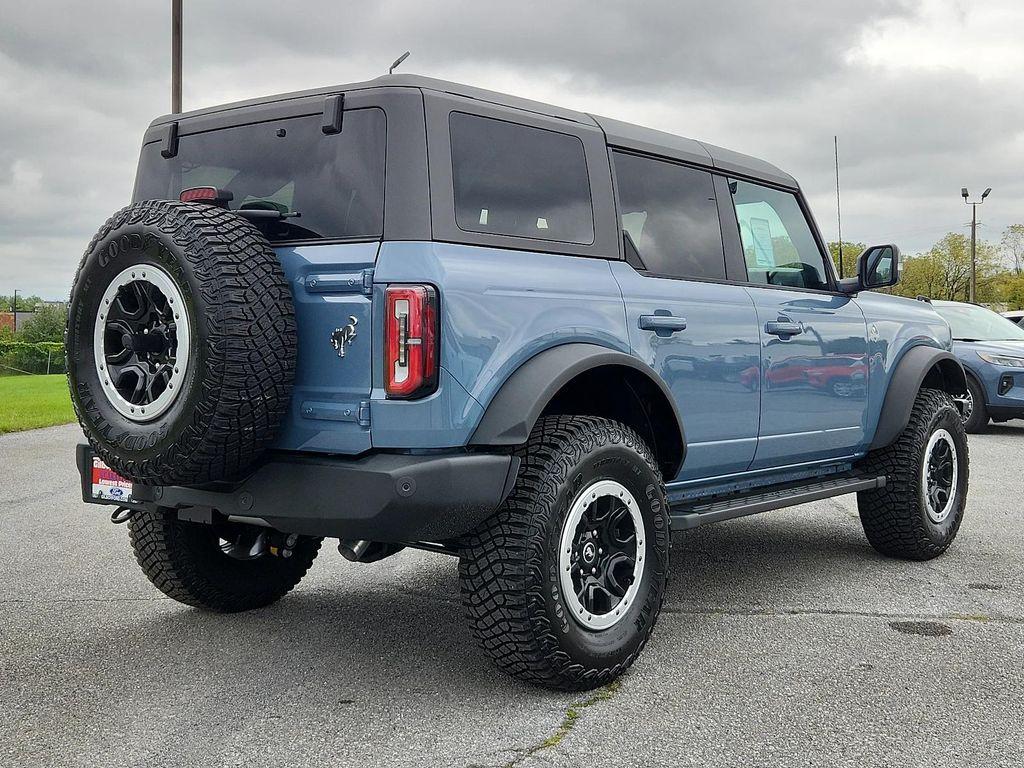 new 2024 Ford Bronco car, priced at $61,435