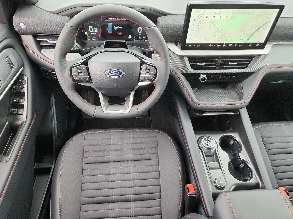 new 2025 Ford Explorer car, priced at $47,105