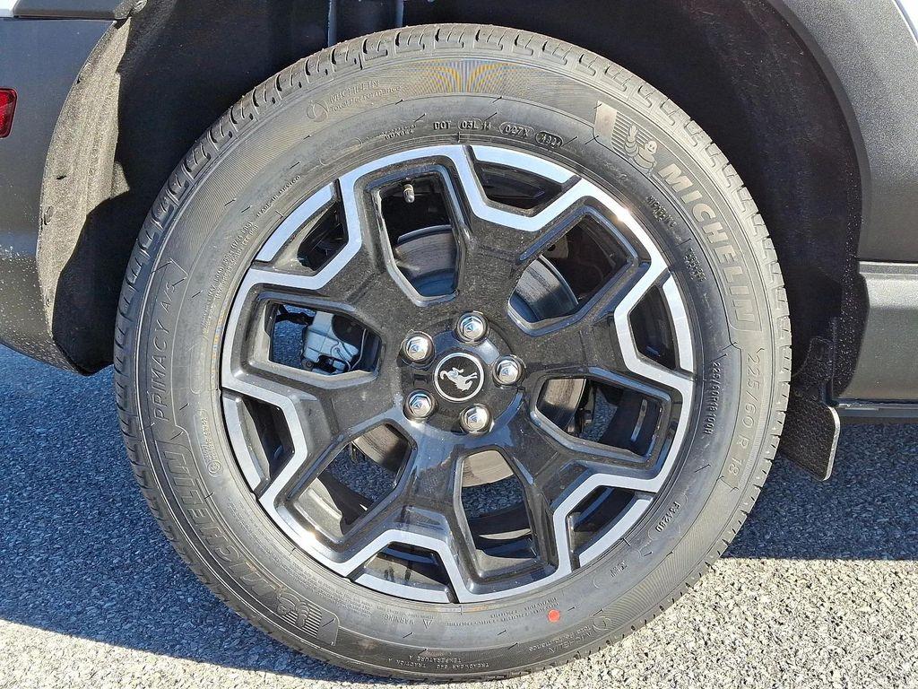 new 2025 Ford Bronco Sport car, priced at $37,365