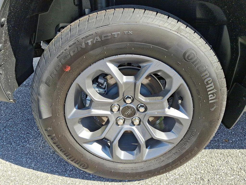 new 2025 Ford Maverick car, priced at $33,230