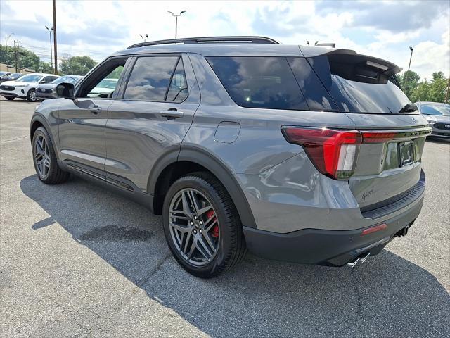 new 2025 Ford Explorer car, priced at $60,160