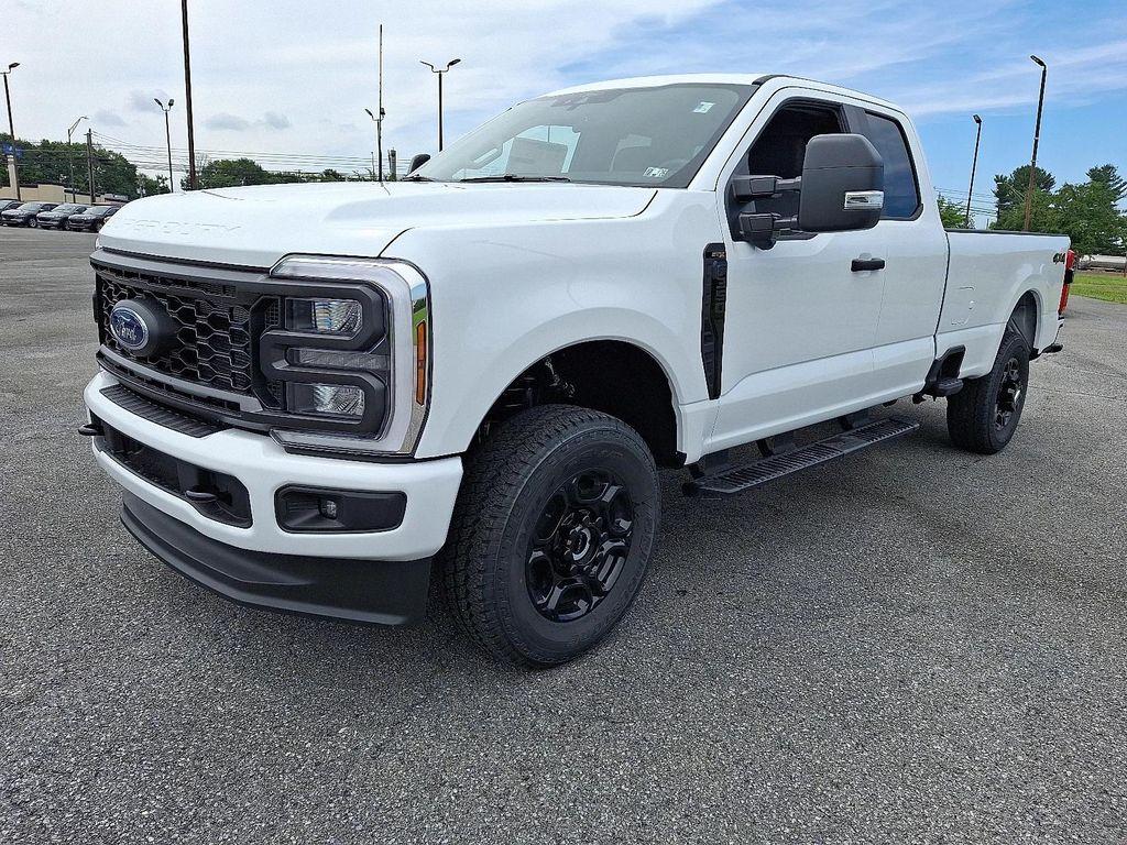 new 2025 Ford F-350 car, priced at $58,200
