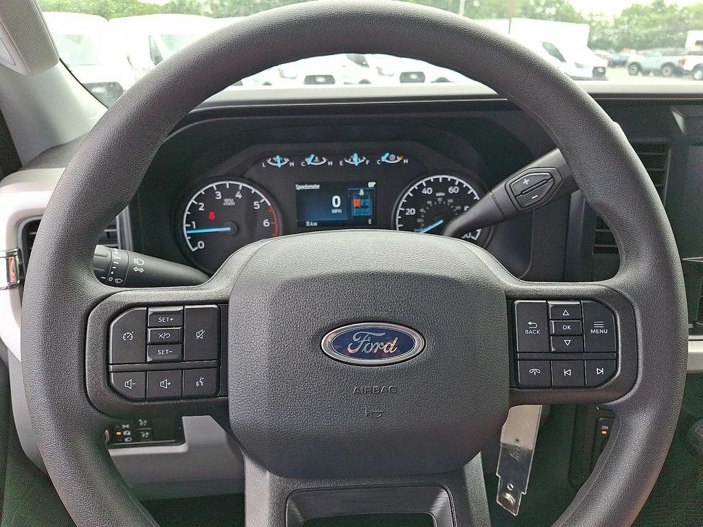new 2025 Ford F-350 car, priced at $58,200
