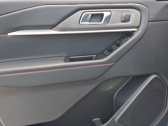 new 2025 Ford Explorer car, priced at $47,528
