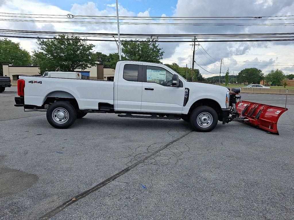 new 2025 Ford F-250 car, priced at $61,615