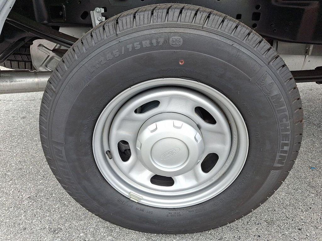 new 2025 Ford F-250 car, priced at $61,615