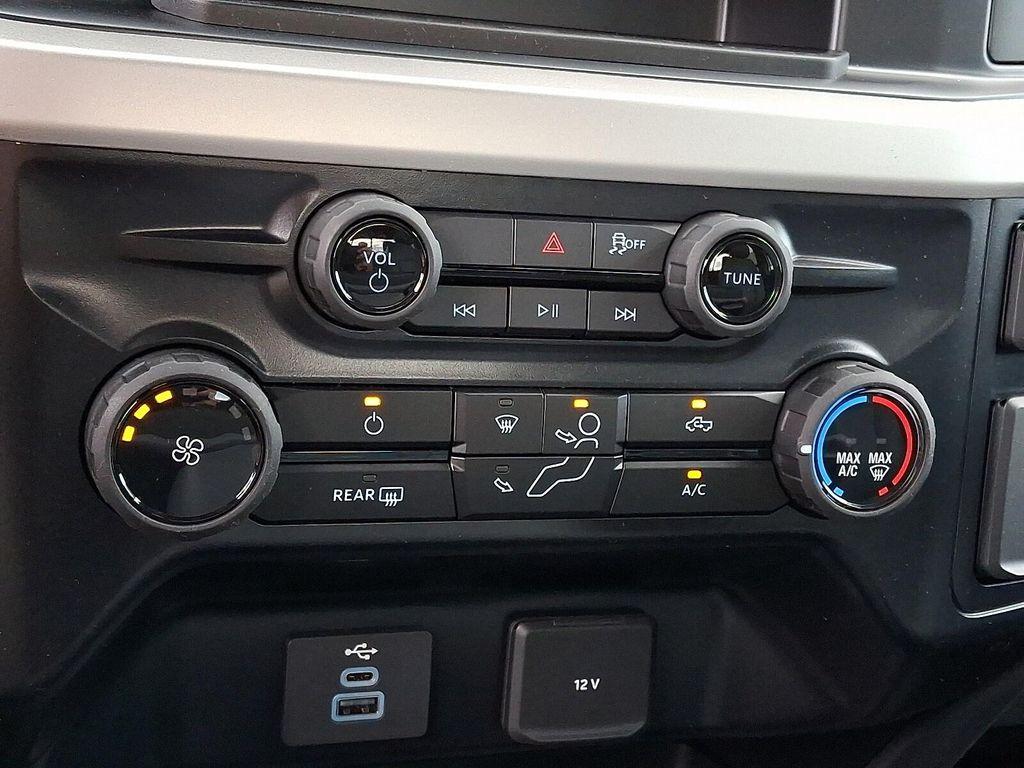 new 2025 Ford F-250 car, priced at $61,615