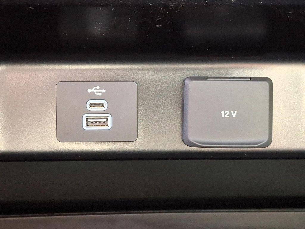 new 2025 Ford F-250 car, priced at $49,760