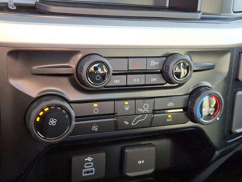 new 2025 Ford F-250 car, priced at $49,760