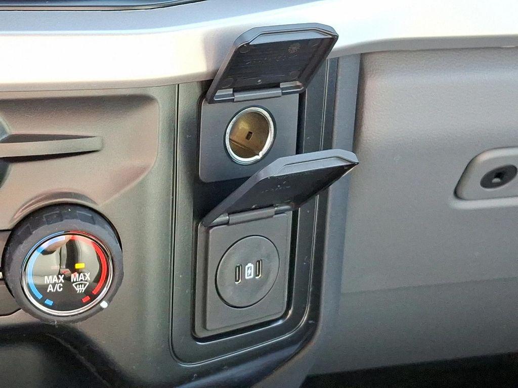 new 2025 Ford F-250 car, priced at $49,760