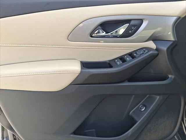 used 2022 Chevrolet Traverse car, priced at $29,988
