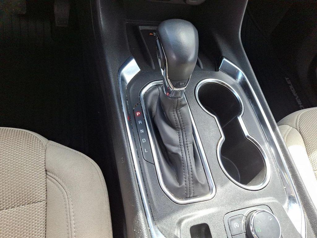 used 2022 Chevrolet Traverse car, priced at $28,988