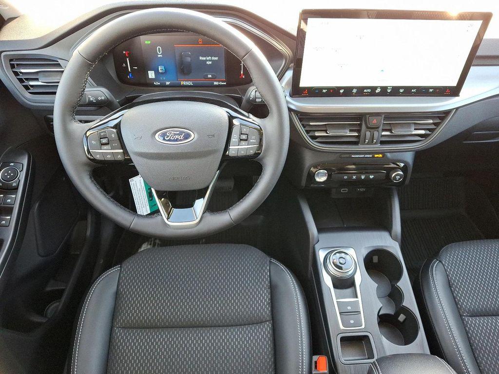 new 2025 Ford Escape PHEV car, priced at $31,113