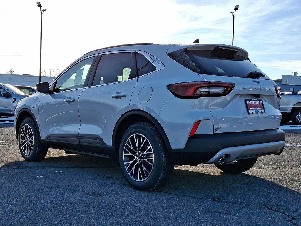 new 2025 Ford Escape PHEV car, priced at $31,113