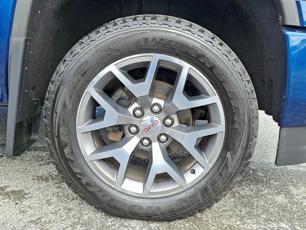 used 2016 GMC Sierra 1500 car, priced at $31,988