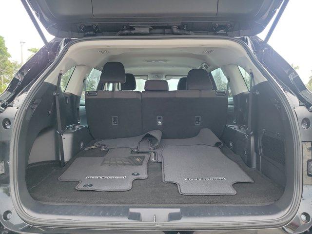 used 2022 Toyota Highlander car, priced at $26,218