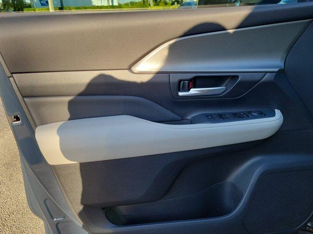 used 2025 Toyota Grand Highlander car, priced at $45,600