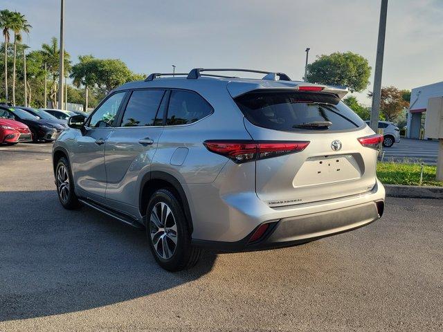 used 2023 Toyota Highlander car, priced at $38,800