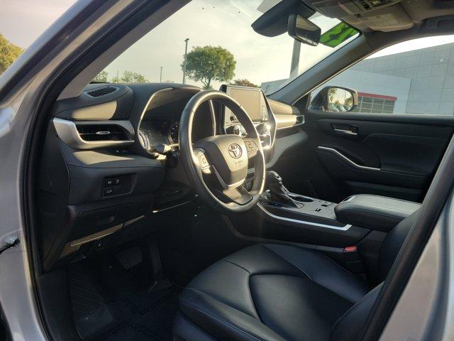 used 2023 Toyota Highlander car, priced at $38,800