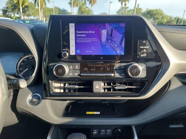 used 2023 Toyota Highlander car, priced at $38,800