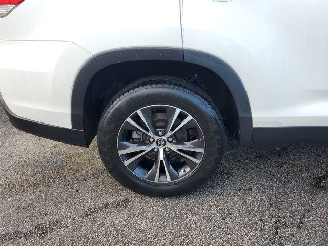 used 2019 Toyota Highlander car, priced at $20,732