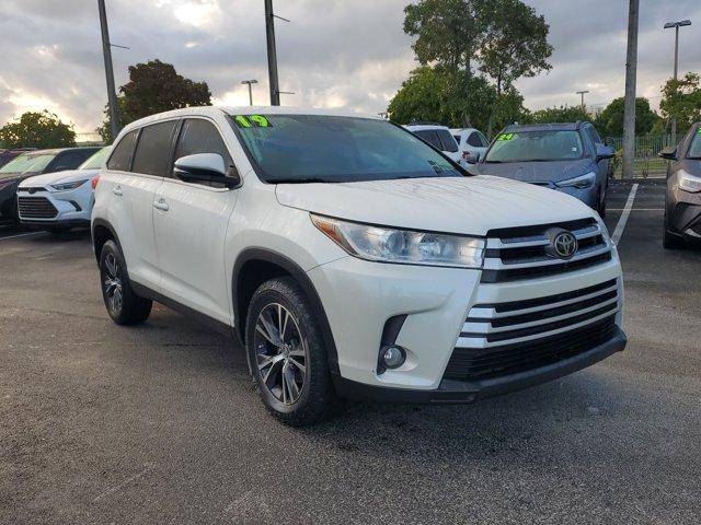 used 2019 Toyota Highlander car, priced at $20,732