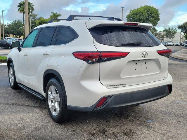 used 2023 Toyota Highlander car, priced at $28,859