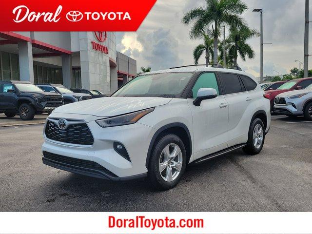 used 2023 Toyota Highlander car, priced at $36,990