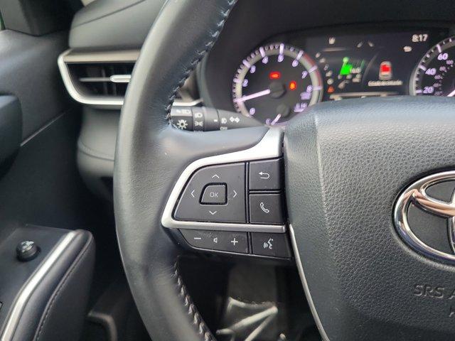 used 2023 Toyota Highlander car, priced at $28,859