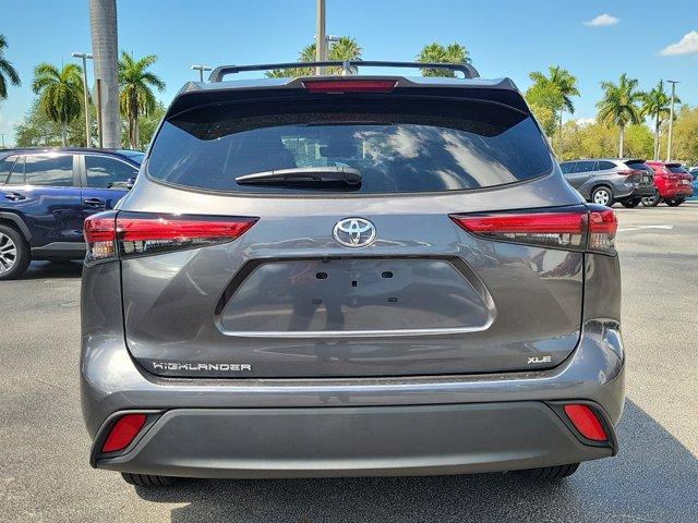 used 2023 Toyota Highlander car, priced at $36,888