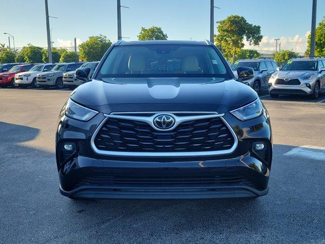 used 2021 Toyota Highlander car, priced at $28,631
