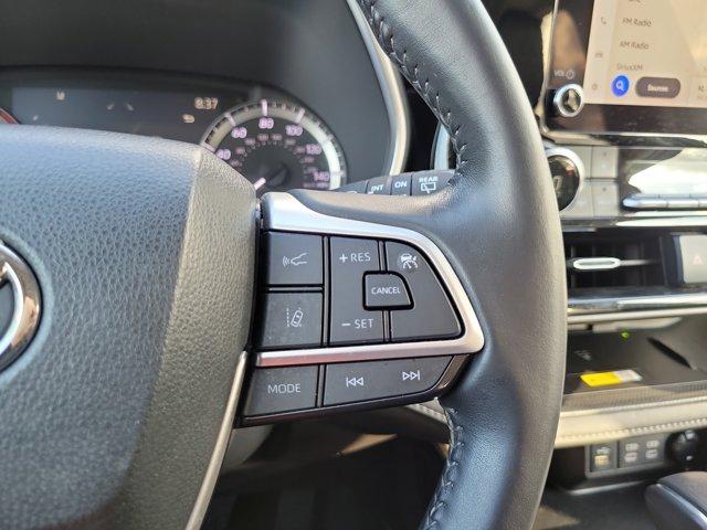 used 2023 Toyota Highlander car, priced at $37,781