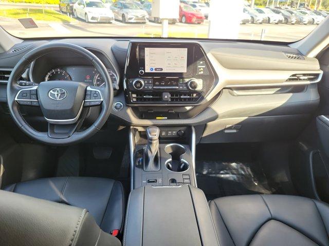 used 2023 Toyota Highlander car, priced at $37,781