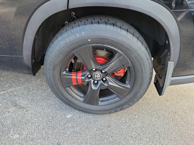 used 2020 Toyota Highlander car, priced at $26,809