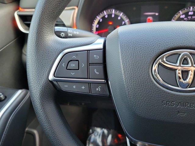 used 2020 Toyota Highlander car, priced at $26,809