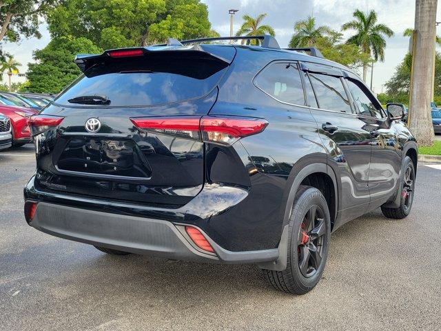 used 2020 Toyota Highlander car, priced at $26,809