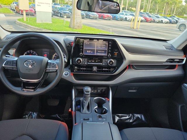 used 2020 Toyota Highlander car, priced at $26,809