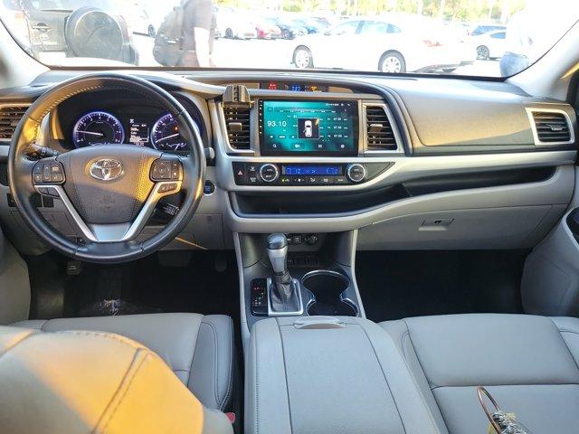 used 2019 Toyota Highlander car, priced at $24,500