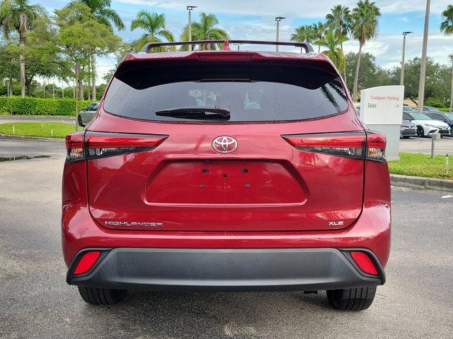 used 2023 Toyota Highlander car, priced at $34,168