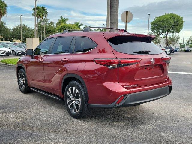 used 2023 Toyota Highlander car, priced at $34,168