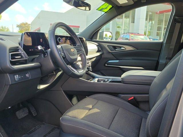 used 2024 Chevrolet Traverse car, priced at $36,319
