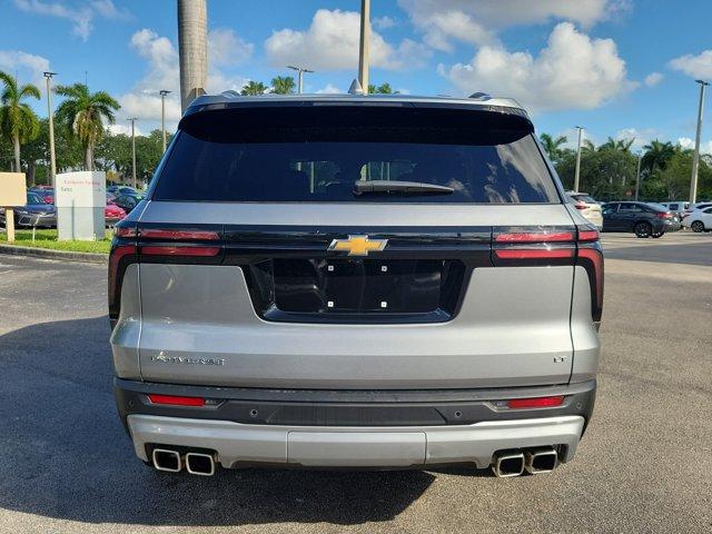 used 2024 Chevrolet Traverse car, priced at $36,319