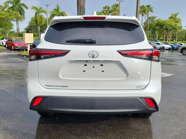 used 2025 Toyota Highlander car, priced at $42,990