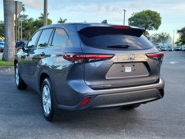 used 2024 Toyota Highlander car, priced at $43,990